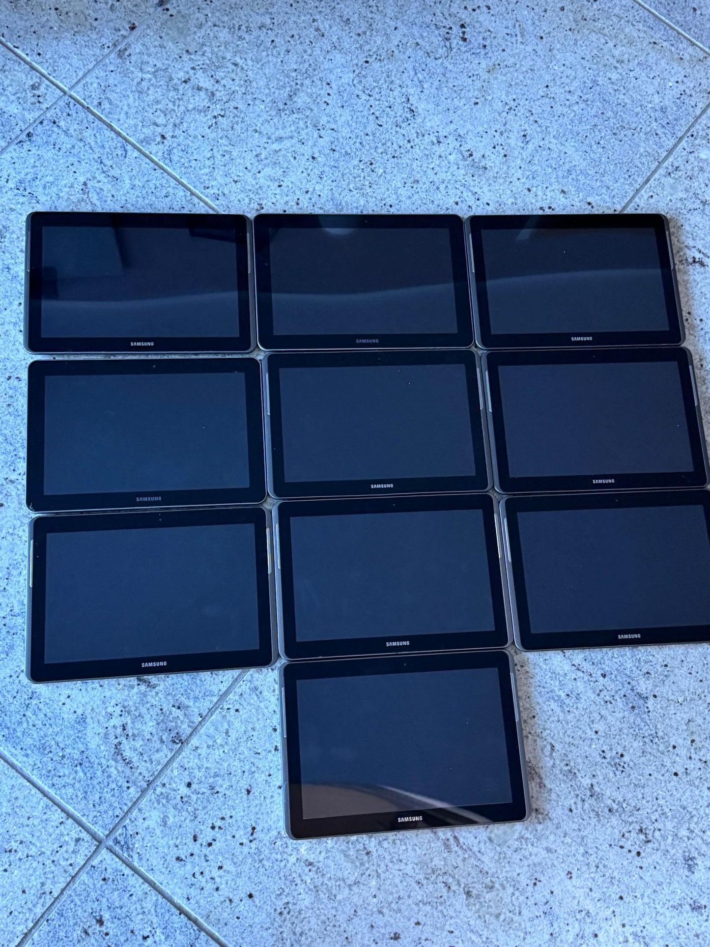 Samsung Galaxy Tab 2 10.1 GT-P5100 & GT-P5110 – Gebrauchte Tablets im Posten | Export