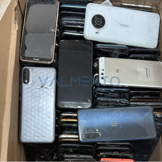 Posten 136 Smartphones mit USB-C | Xiaomi, Sony, Huawei, LG, Motorola, Nokia, HTC – Ersatzteile & Export | Valmento