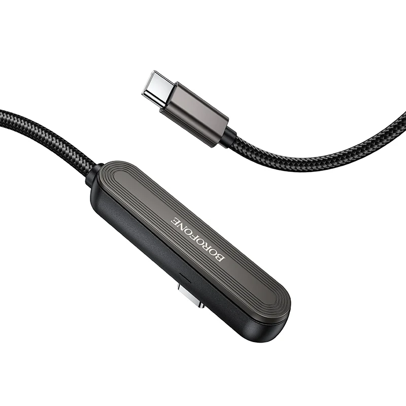 Stecker im rechten Winkel geklappt