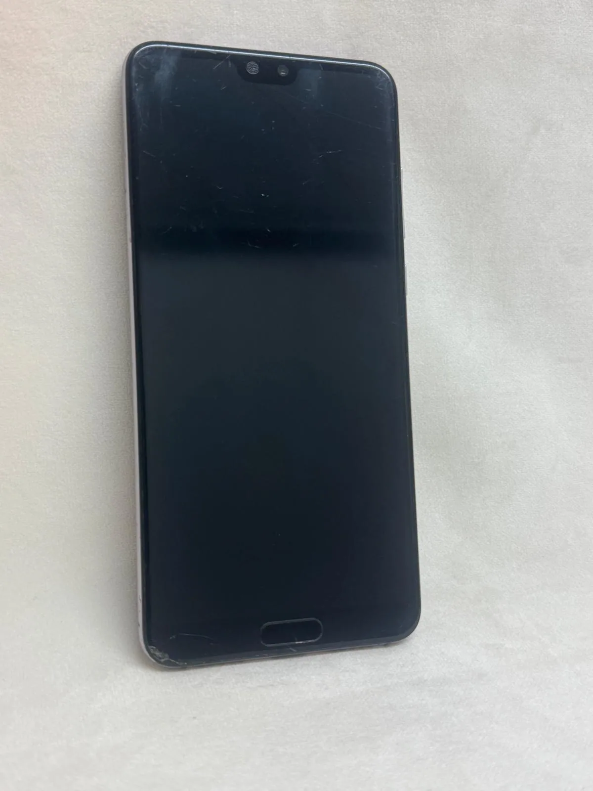 Huawei P20 Pro Twilight – Rückglas gebrochen, defekt (Bastlergerät) – Foto 2 von 4