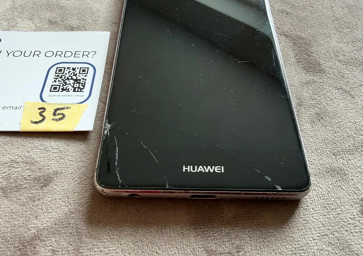 Huawei P9 (EVA-L09) Silber – läuft, Deckglas gerissen – Foto 5 von 6