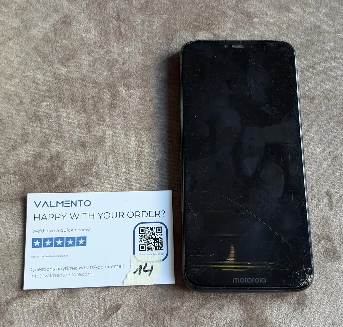 Motorola Smartphone – Lackschaden, defekt (Bastlergerät) – Foto 2 von 3
