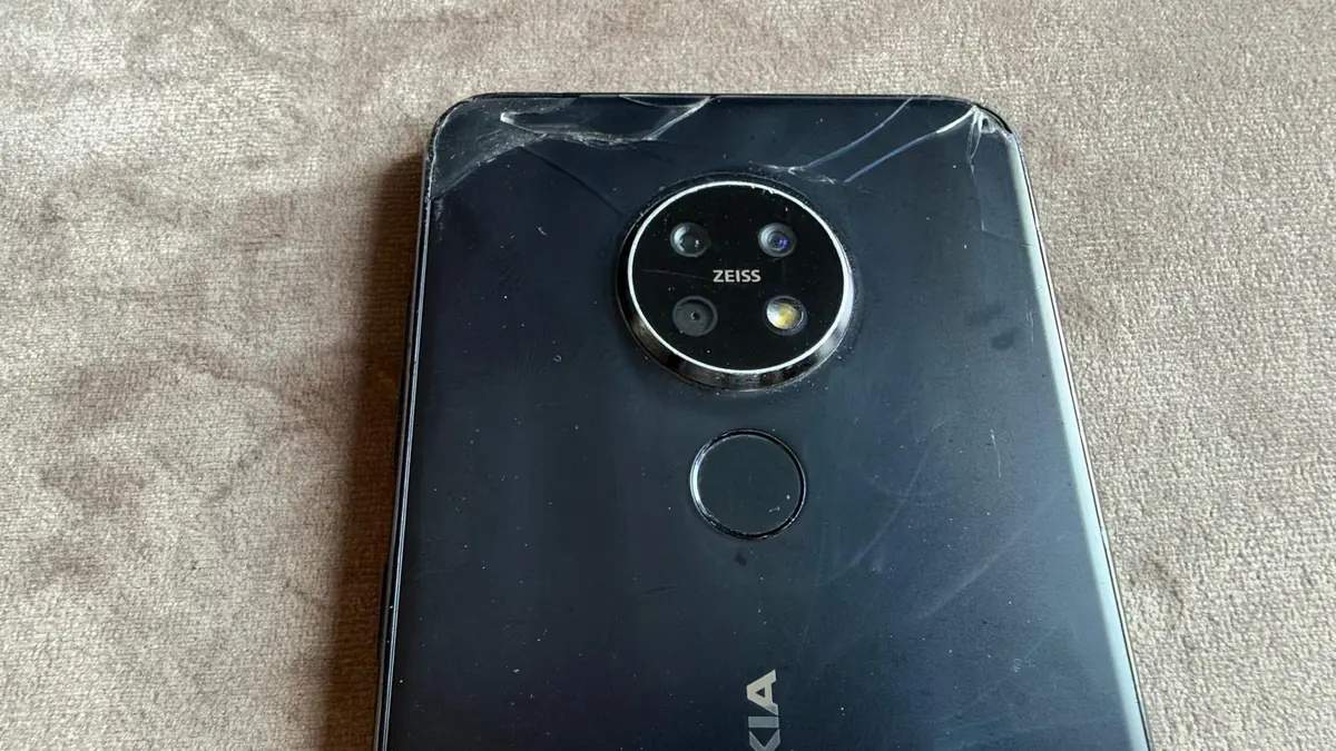 Nokia 7.2 (TA-1196) Schwarz – Displayschaden, defekt (Bastlergerät) – Foto 4 von 5