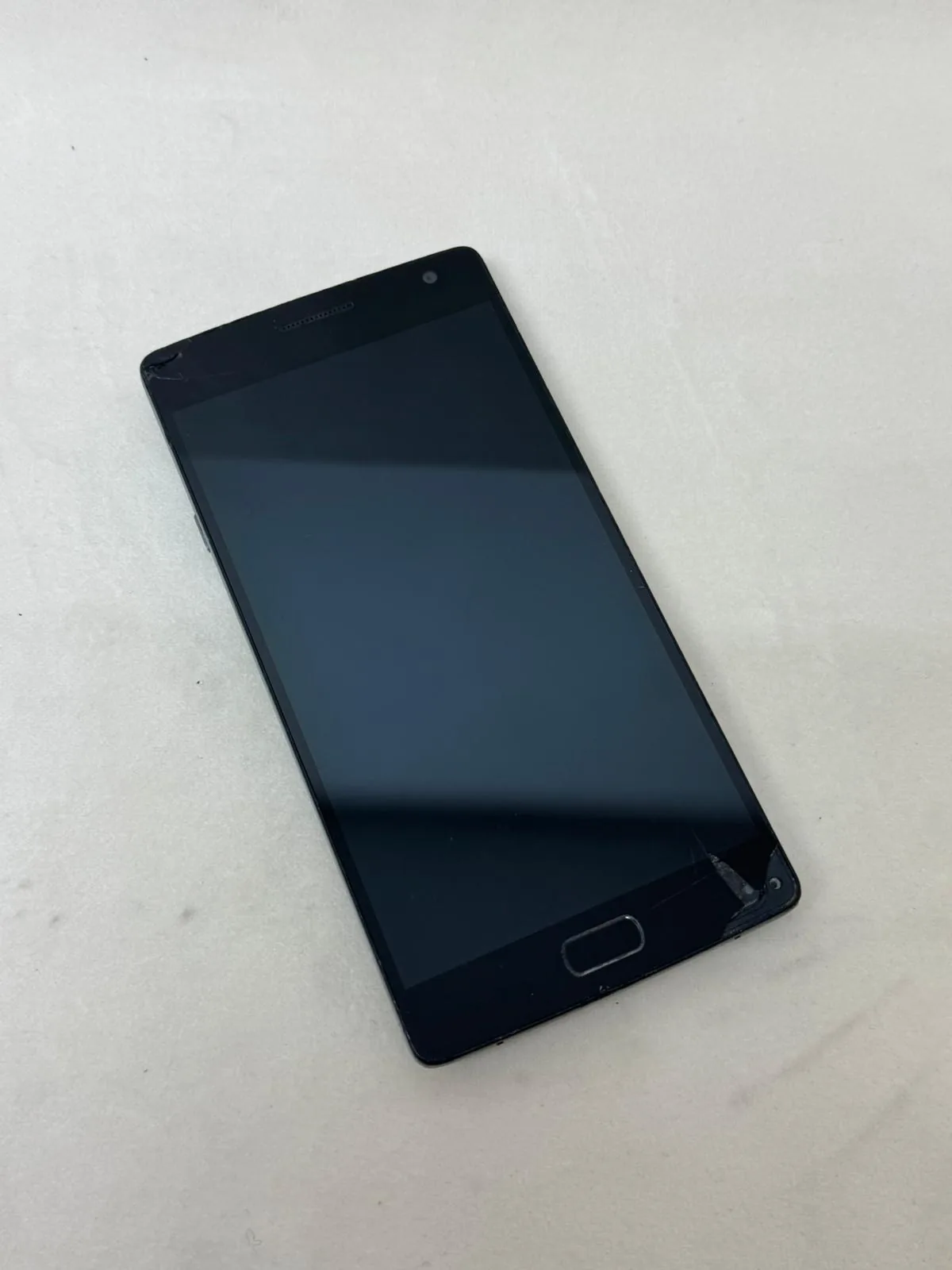 OnePlus 2 – Displaybruch, defekt (Bastlergerät) – Foto 3 von 3