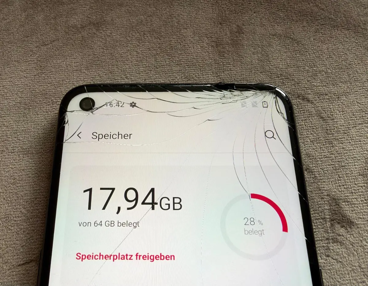 OnePlus Nord N100 (BE2013) – läuft, Displayglas gebrochen – Foto 4 von 7