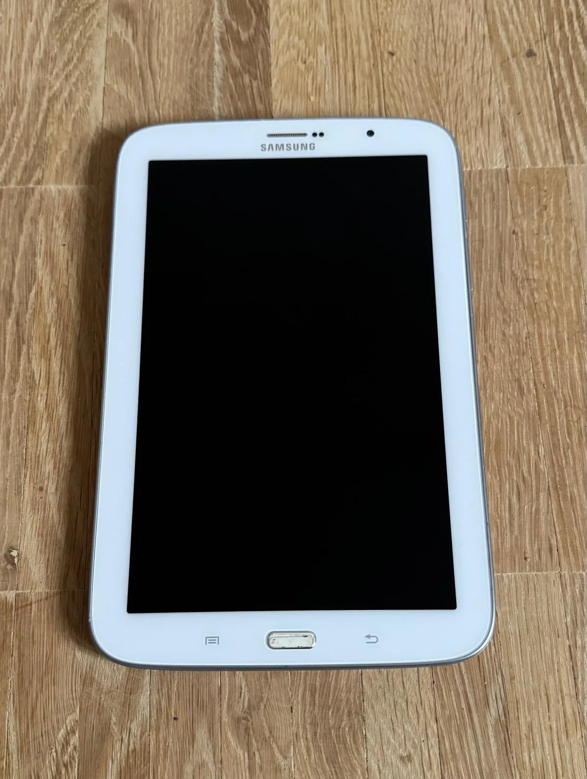 Samsung Galaxy Note 8.0 LTE (GT-N5120) 16 GB – Rückschale gerissen – Foto 1 von 2