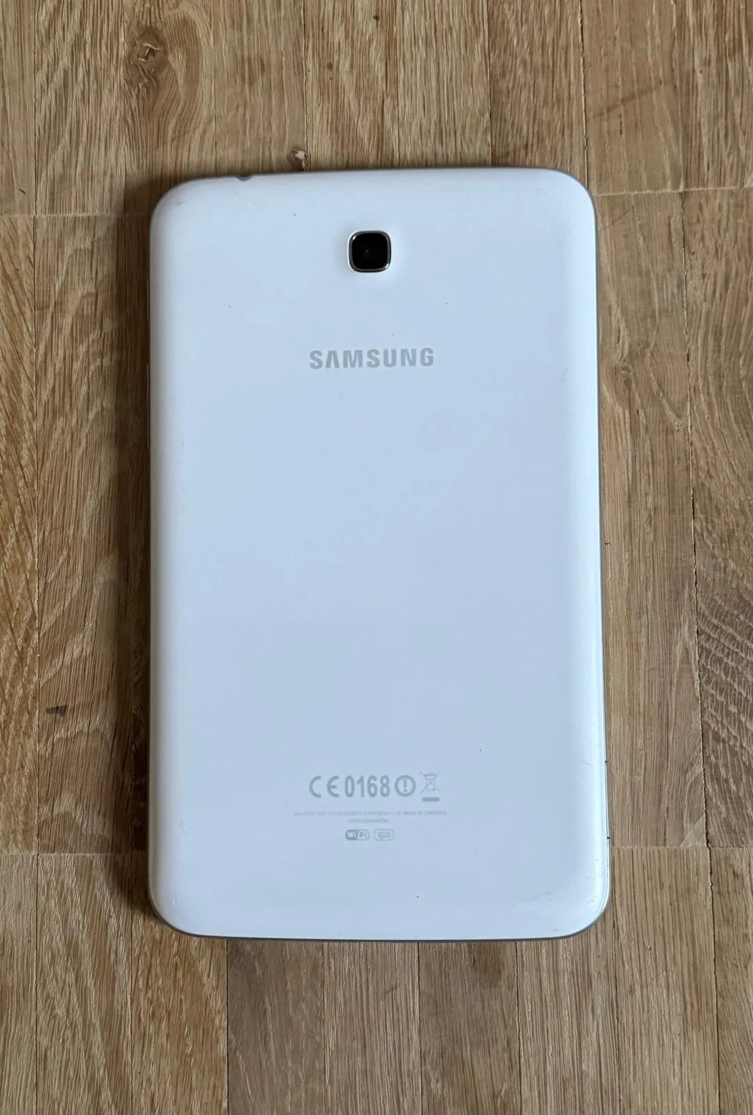 Samsung Galaxy Tab 3 7.0 WiFi (SM-T210) 8 GB – Akkuschaden, defekt (Bastlergerät, Einzelstück 3) – Foto 2 von 2