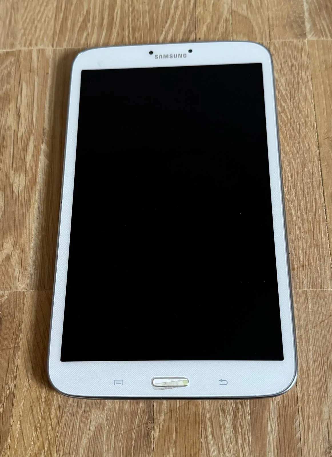 Samsung Galaxy Tab 3 8.0 WiFi (SM-T310) 16 GB – Akkuschaden, defekt (Bastlergerät) – Foto 1 von 2