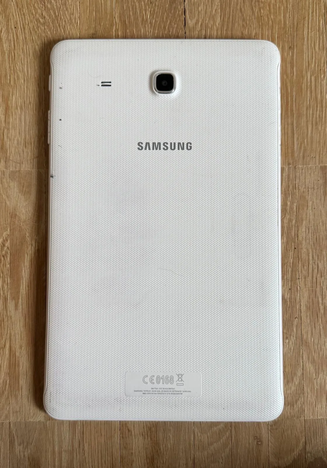 Samsung Galaxy Tab E 9.6 3G (SM-T561) Weiß – gebraucht – Foto 2 von 2