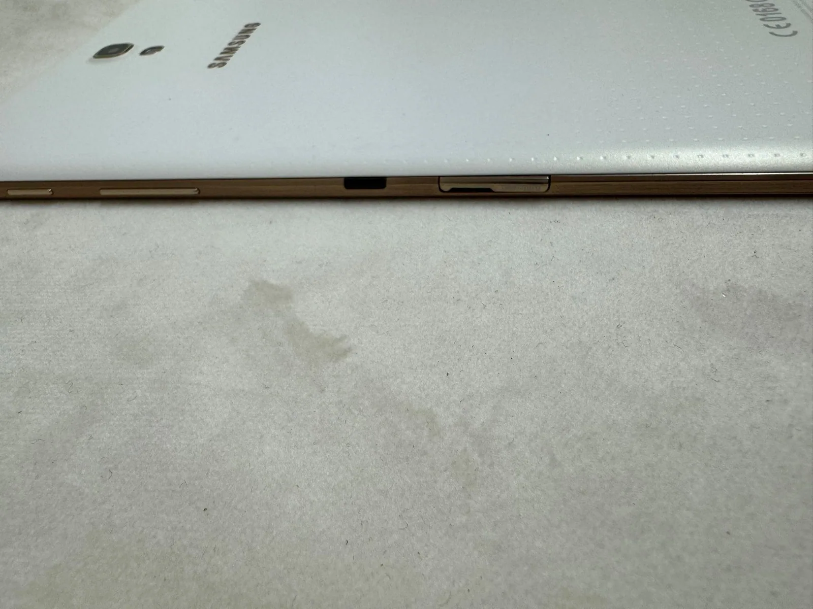 Samsung Galaxy Tab S 8.4 Weiß – defekt (Bastlergerät) – Foto 3 von 4