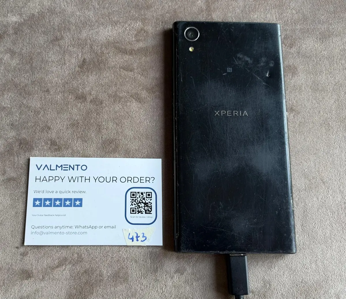 Sony Xperia Schwarz – Display zertrümmert, defekt (Bastlergerät) – Foto 2 von 4