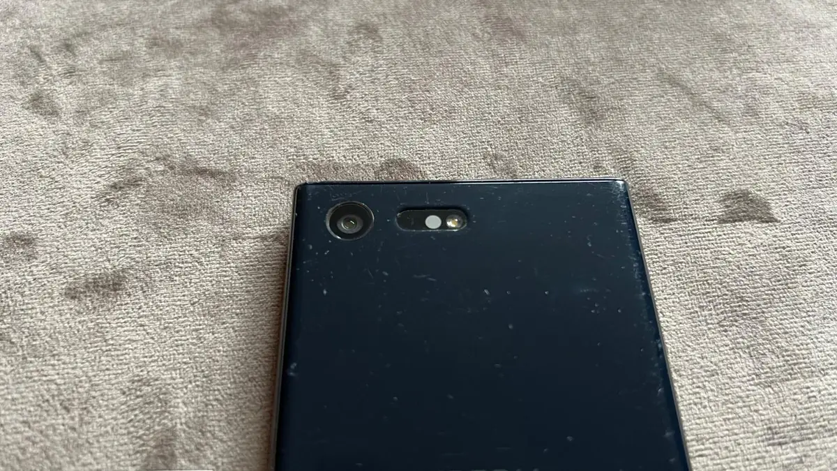 Sony Xperia X Compact (F5321) Schwarz – gebraucht, funktionsfähig – Foto 3 von 6