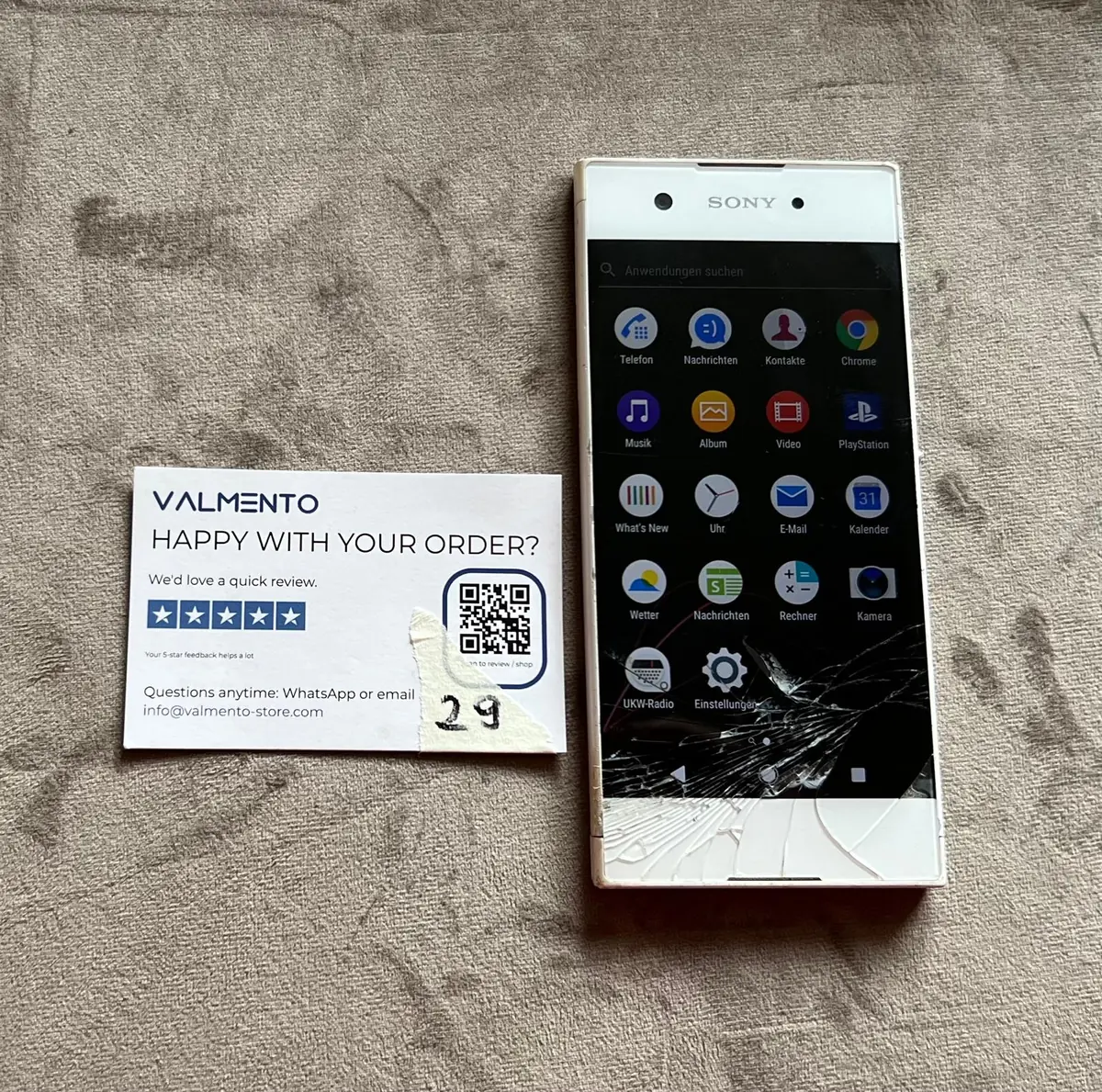 Sony Xperia XA1 (G3121) Weiß – läuft, Displayglas gebrochen – Foto 3 von 6